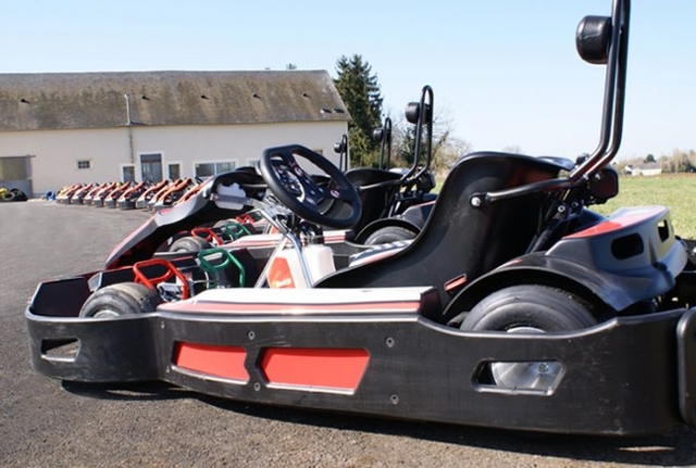  Levet 赛道上的卡丁车 